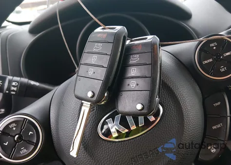 2016 Kia Soul from USA, damaged, VIN KNDJN2A2XG7862872